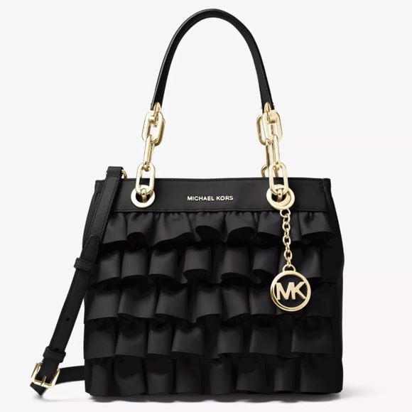 SOLD⛔️Authentic Michael Kors ruffled leather satch - Picture 3 of 8